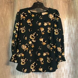 NWOT Melloday‎ Green Floral Blouse with 3/4 Sleeves - Size M